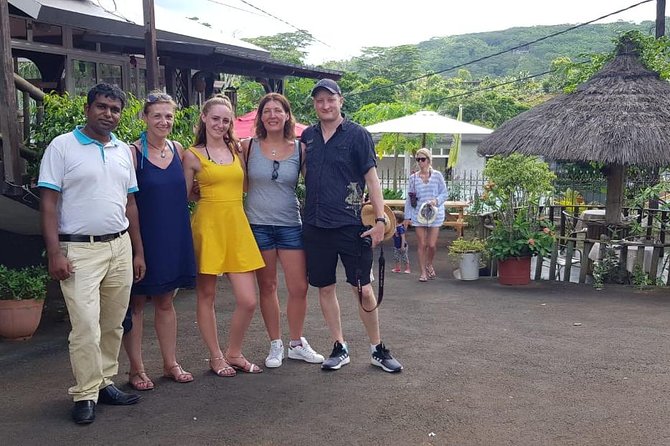 Mauritius Full day tour of the South west - Pickup, Vehicles, and Real-World Timing (9:00 am to Done)