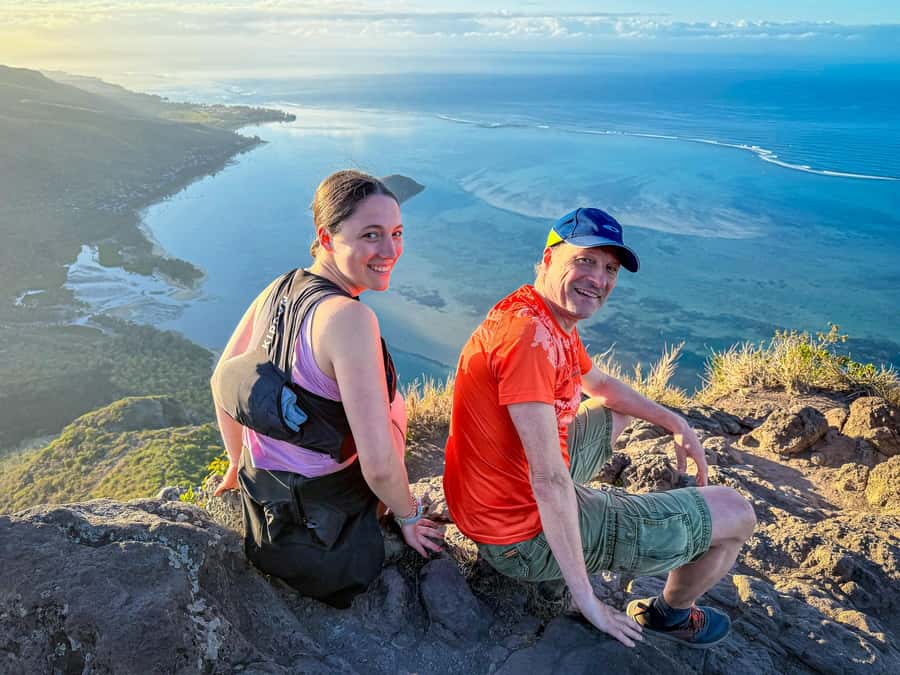 Mauritius: Le Morne Mountain Guided Sunrise Hike and Climb - Coming down the mountain: why the return can feel harder than the climb