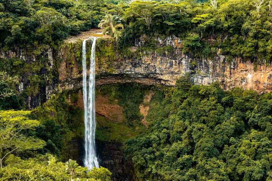 Mauritius: Private Southwest Day Tour - Grand Bassin Temple and the Ganga Talaoo: Spiritual Mauritius Without the Rush