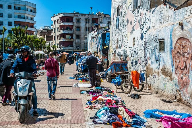 Morning Casablanca: The Medina and Beyond Cultural Walking Tour - Getting under the skin in the Old Medina lanes
