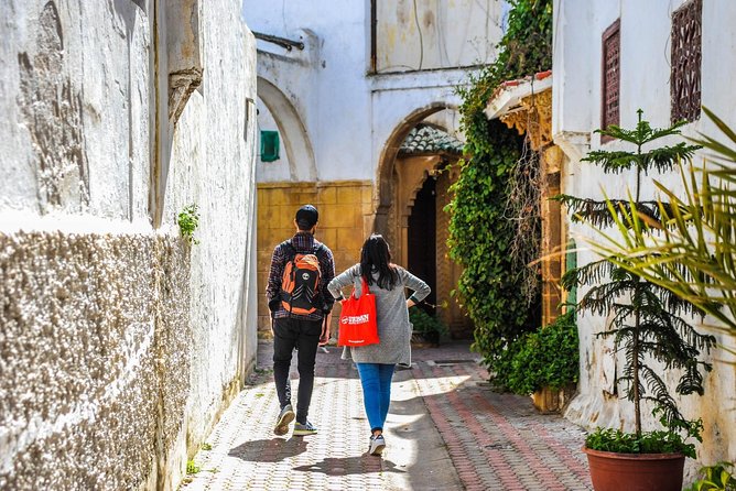 Morning Casablanca: The Medina and Beyond Cultural Walking Tour - How the tour price makes sense (and what you get for it)