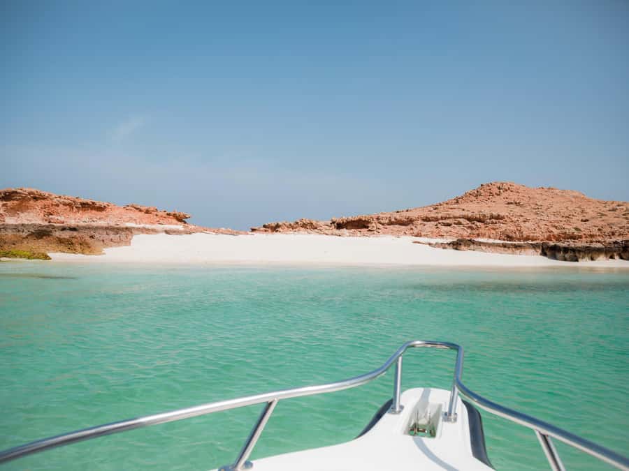 Muscat: Daymaniat Islands Snorkeling Tour with Refreshments - Quick hits before you go