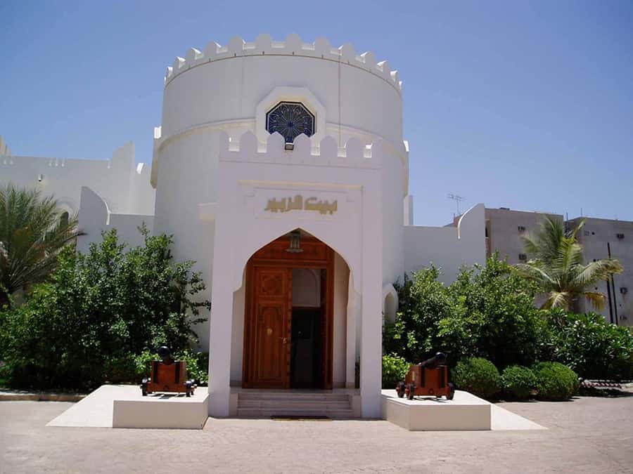 Muscat: Half-Day Sightseeing Essentials Tour and Audio Guide - How Well This Tour Works for Real Sightseeing