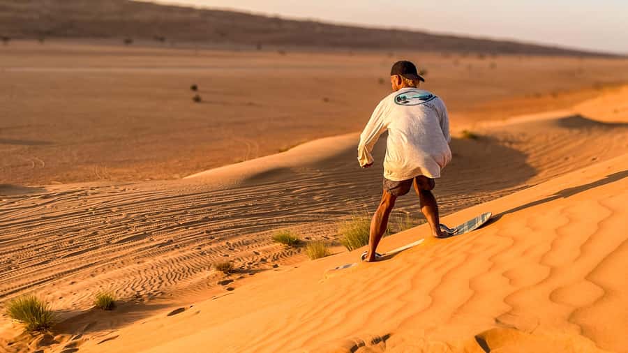 Muscat: Wadi Bani Khalid Oasis & Oman Desert Tour - Choose your option: full-day, sunset, or private timing