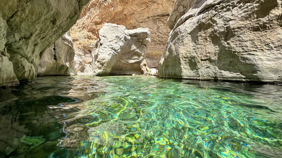 Muscat: Wahiba Desert and Wadi Bani Khalid Guided Group Tour - Quick hits: what makes this tour work
