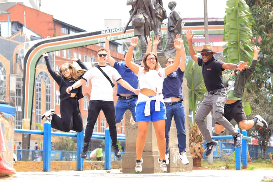 Nairobi: Historic and Modern Highlights Walking Tour - Where the Tour Starts: CJs Koinange Street and a Simple Plan