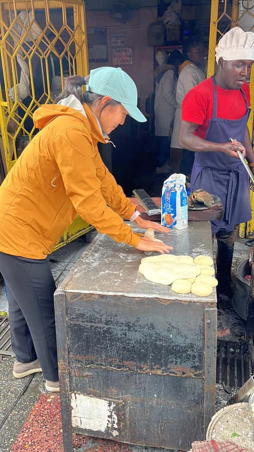 Nairobi: Historic and Modern Highlights Walking Tour - Jamia Mosque and McMillan Memorial Library: Faith and Public Memory