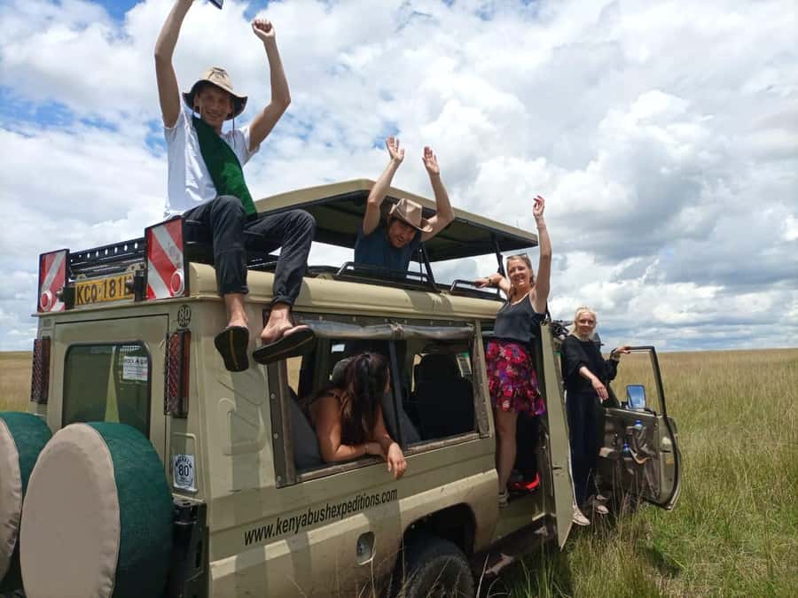 Nairobi National Park Half-Day Game Drive - The 5-Hour Rhythm: Pickup, a 4-Hour Game Drive, and Karen Market Time