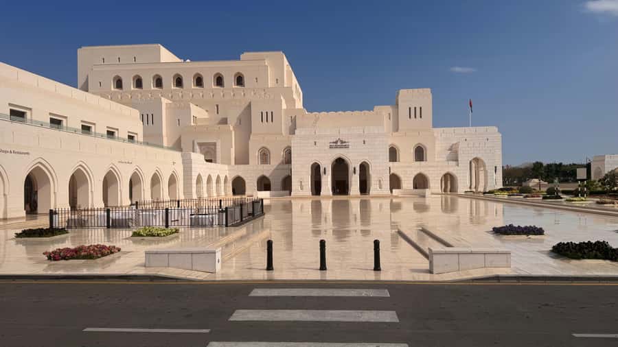 Oman: Private Muscat City Tour With Pick-up/ Drop-off - Royal Opera House Muscat and Al Alam Palace: short stops, big impact