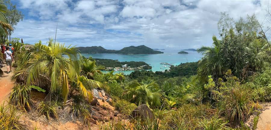 Praslin: Vallée de Mai and Anse Lazio Beach Full-day Tour - Key Points You’ll Care About