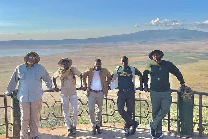 Private 6-Day Tarangire Manyara Crater and Serengeti with Mid-Range Lodges - Guides, Vehicles, and Real-World Flexibility That Shows Up Fast