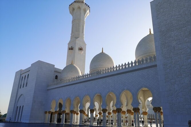 Private Abu Dhabi City Tour with Pick up from Dubai or Abu Dhabi - Ferrari World at Yas Island: plan for a photo stop, not theme-park time