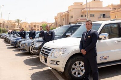 Private Departure Transportation from Dubai City to Dubai Airport - Sedan vs Minivan: Choosing the Right Vehicle for Your Group