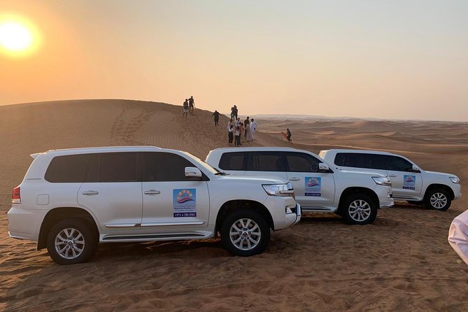 Private Evening Desert Safari with BBQ Dinner & Sand Boarding - Private pickup in a 4x4: how the evening starts