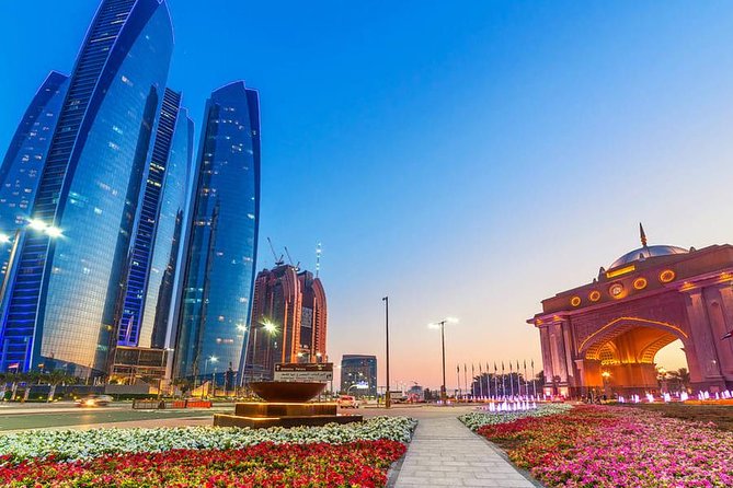 Private Full Day Abu Dhabi City Tour with Pick Up - Sheikh Zayed Road: Big City Scale Before the Main Event
