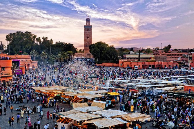 Private Tour: Marrakech Medina By Night - Discovering the biggest market: seeing the souks without getting steamrolled