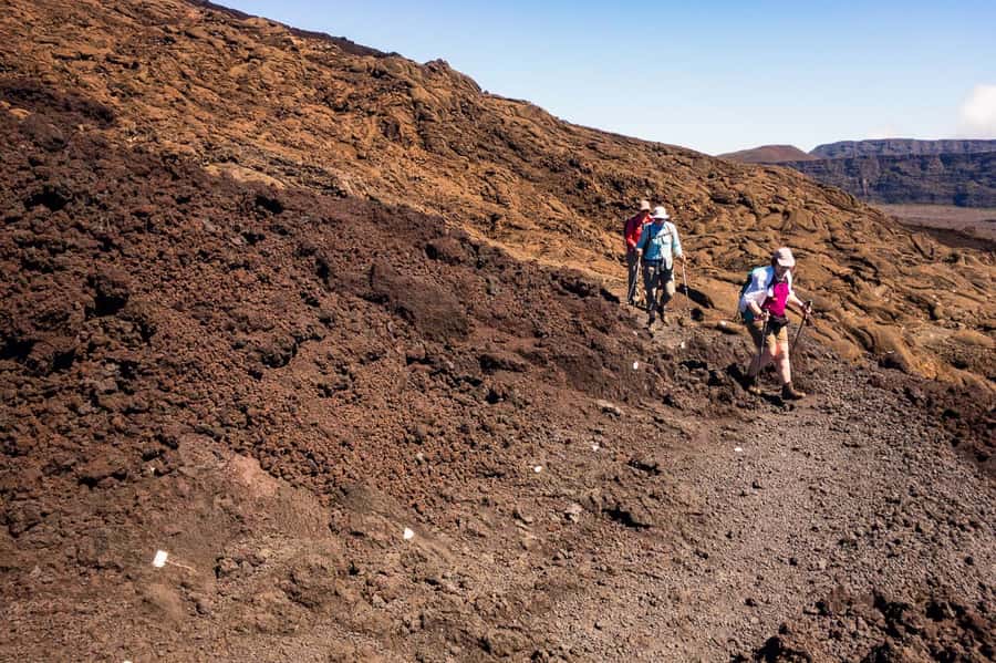 Réunion: Piton de la Fournaise Guided Volcano Hike - Dolomieu crater trail toward La Soufrière rim