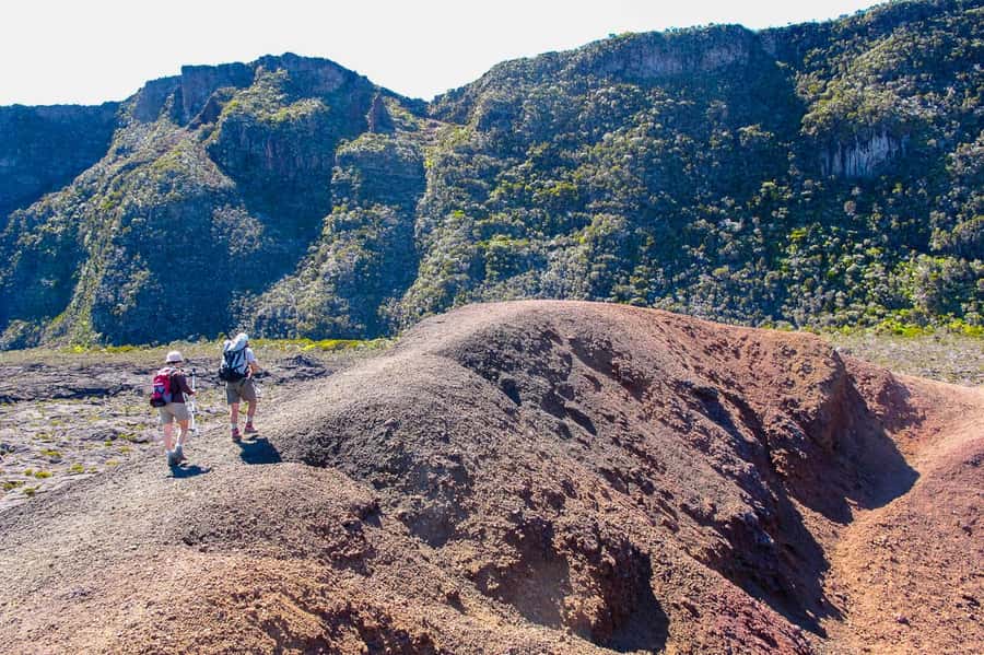 Réunion: Piton de la Fournaise Guided Volcano Hike - Guides, pace, and what you’ll likely notice on the trail
