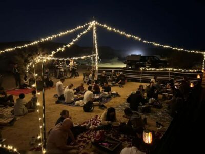 Riyadh: Edge Of The World, camels &Stargazing with 4x4 - Camel farm and ghazals Park: more than a quick photo stop