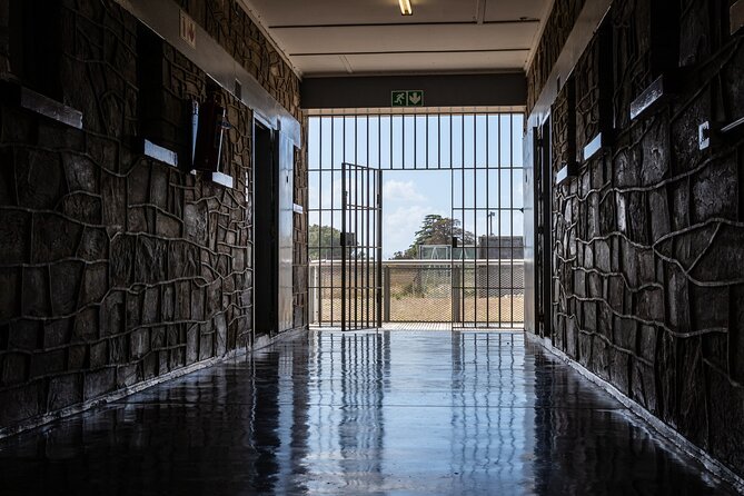 Robben Island Tour including Pick Up & Drop Off from Cape Town - Hotel Pickup and Getting to the Nelson Mandela Gateway on Time