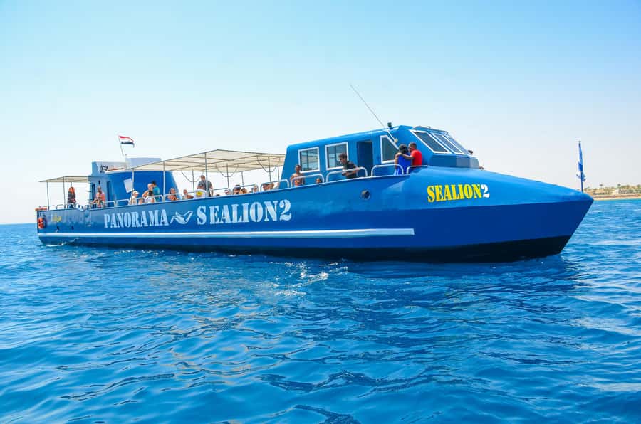 Safaga/Makadi Bay: Panorama Submarine with Snorkeling Tour - Entering the Day Smoothly: Pickup, Coach Time, and the Pier Walk
