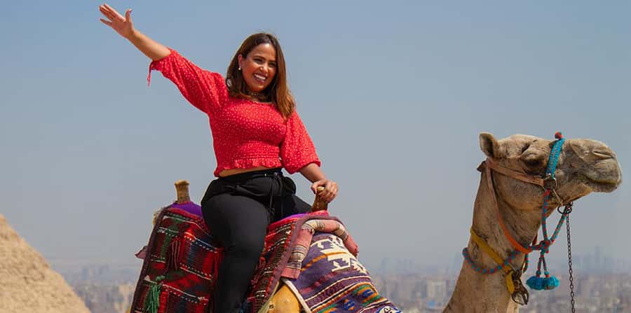 Sharm El Sheikh: Great Pyramids, Sphinx, Museum Tour by Bus - Egyptian Museum: mummies, gold, and realistic time limits