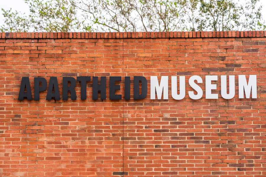 Soweto: Hop-On Hop-Off Bus, City Tour and Apartheid Museum - Why this Soweto + Johannesburg day works