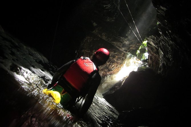 Standard Canyoning Trip in The Crags, South Africa - Meeting Africanyon River Adventures and gearing up on time