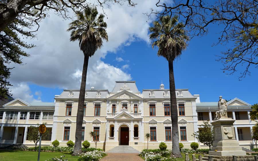 Stellenbosch: Guided Historical Walking Tour - Where the tour starts: Church Street in the center of it all