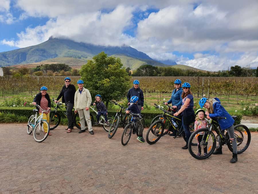 Stellenbosch: Historical Bike Tour & Wine Tasting - Jonkershoek Valley Ride: UNESCO Mountains, Oak and Poplar Forests