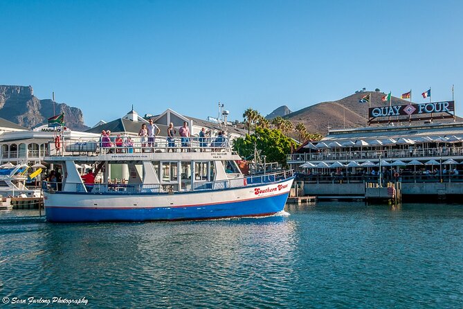 Sunset Champagne Cruise from Cape Town - The Boat, Seating, and Music: How to Have a Comfortable Evening