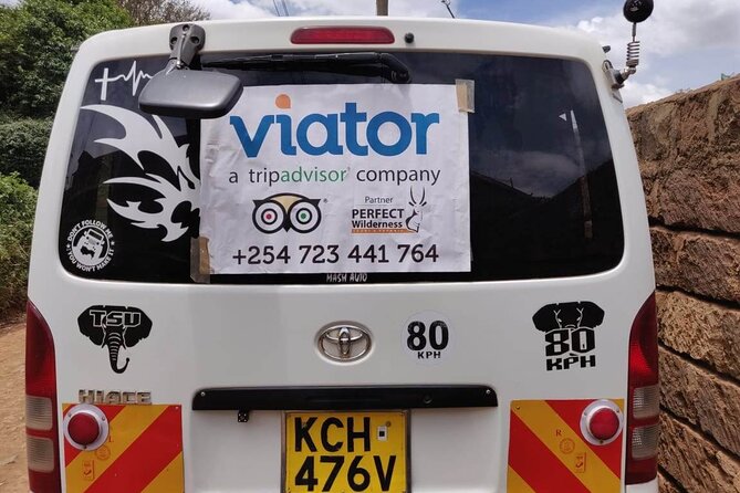 Tour: Giraffe Center and Nairobi National Park - Guides make or break the day