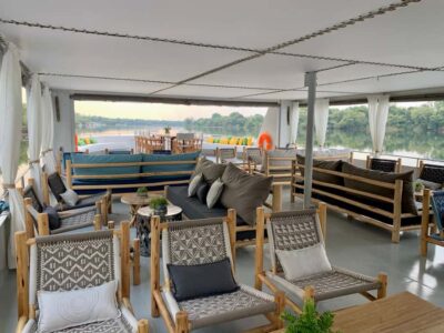 Victoria Falls: 2-Hour Luxury Zambezi River Sunset Cruise - What’s served onboard: canapés, drinks, and why the Signature Deck is worth it