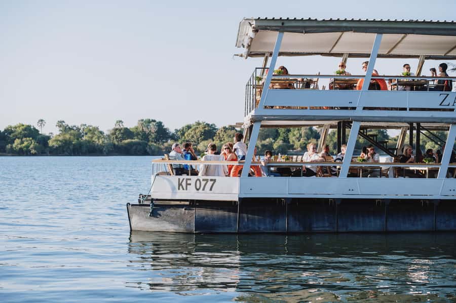 Victoria Falls: Dinner Cruise on the Zambezi River - Should you book this Zambezi dinner cruise?