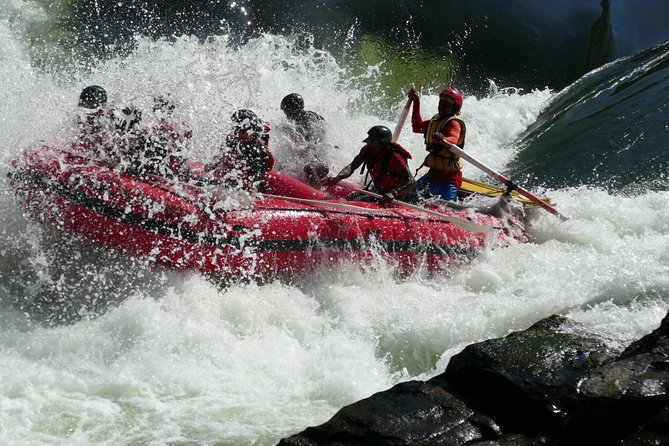 Zambezi River Class IV-V White-Water Rafting from Victoria Falls - Season and Water Levels: When Rapids Run Full and When They Get Shortened