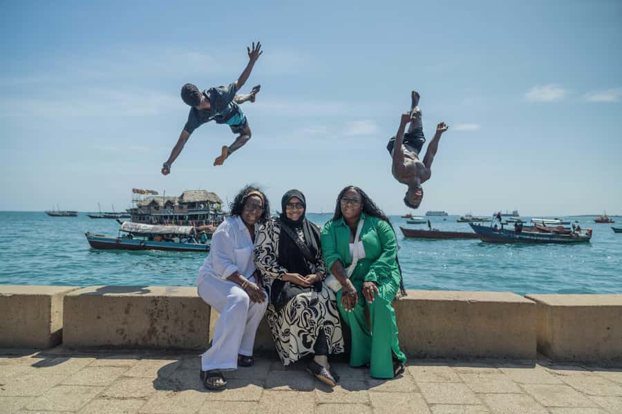Zanzibar: Stone Town, Spice tour & Prison Island with Lunch - Markets, photos, and the heat factor in Stone Town